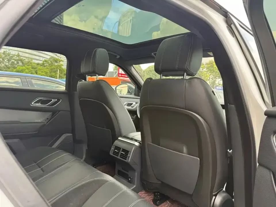 Land Rover Velar