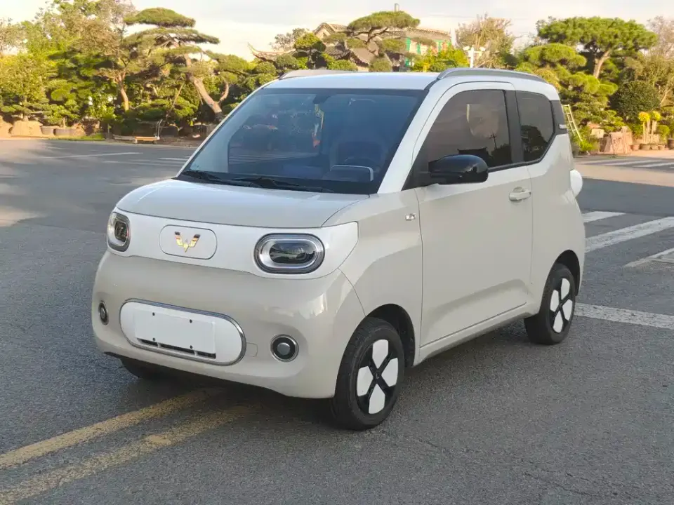 Wuling MINIEV