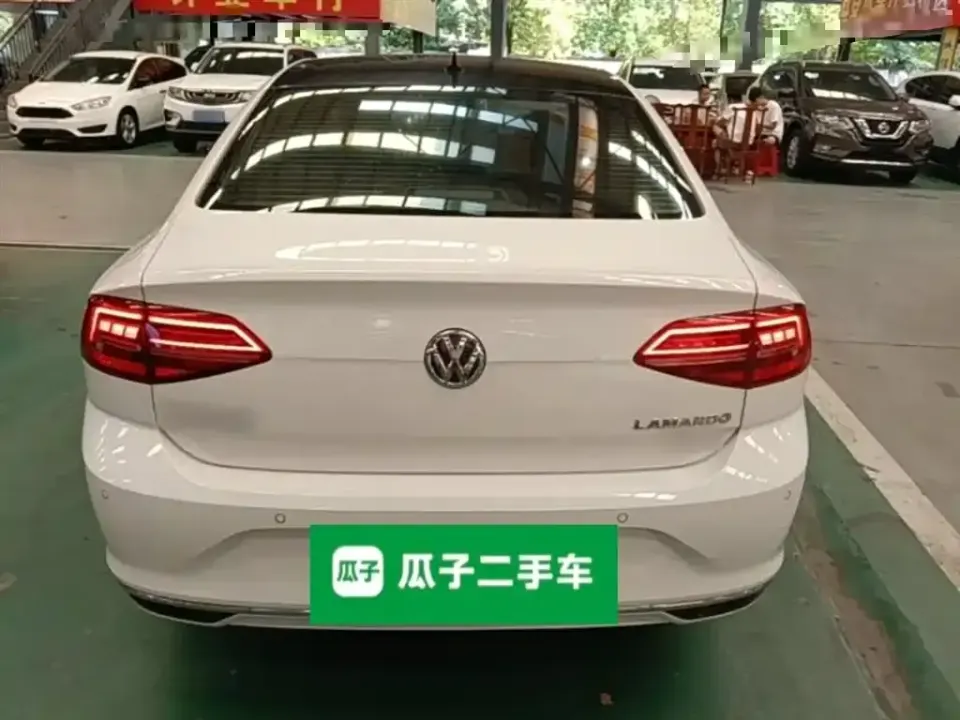 Volkswagen Lamando