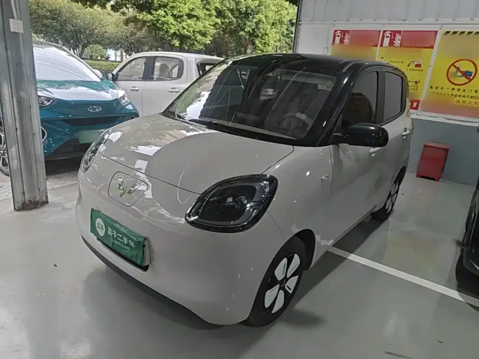 Wuling MINIEV