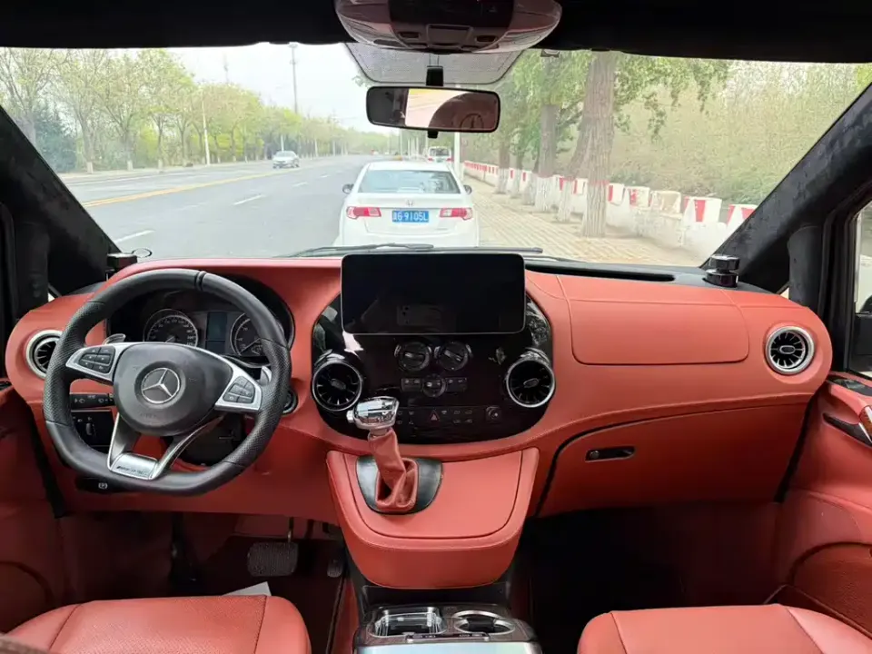 Mercedes-Benz Viano