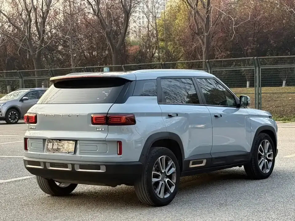Geely ICON