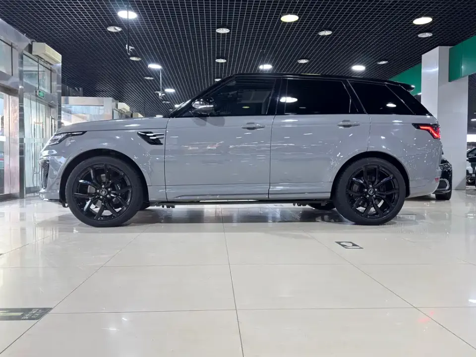 Land Rover Sport