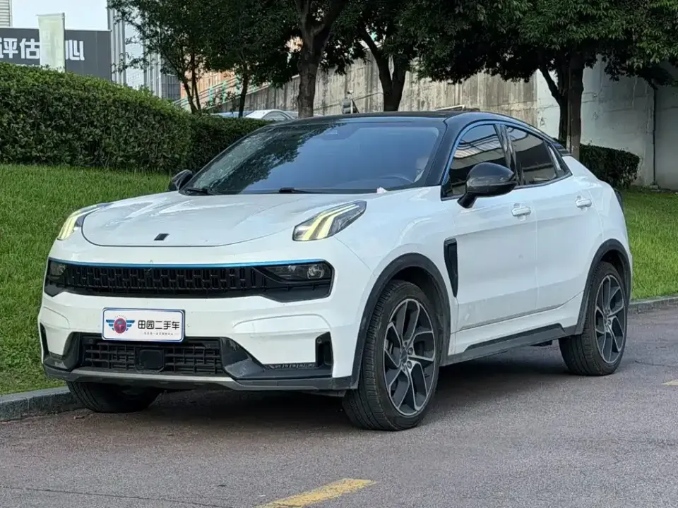 Lynk & Co 05