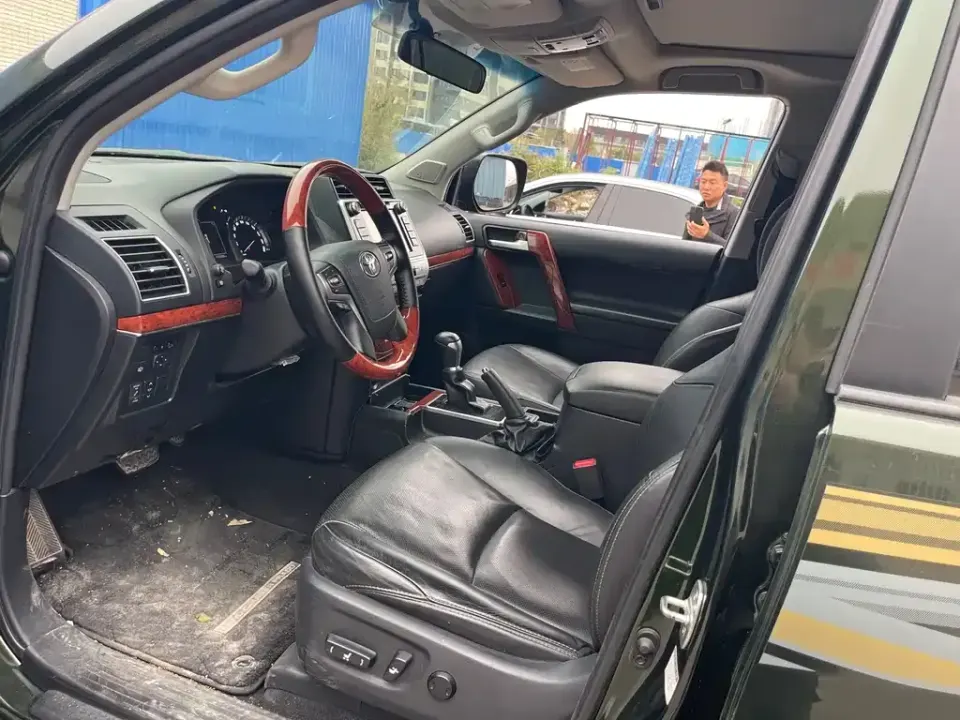 Toyota Prado