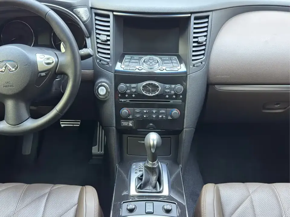 Infiniti FX
