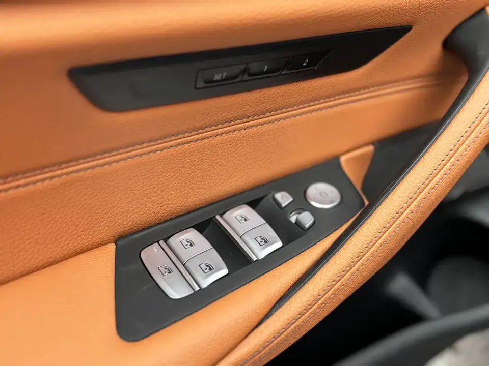 BMW 5 Series (Import)