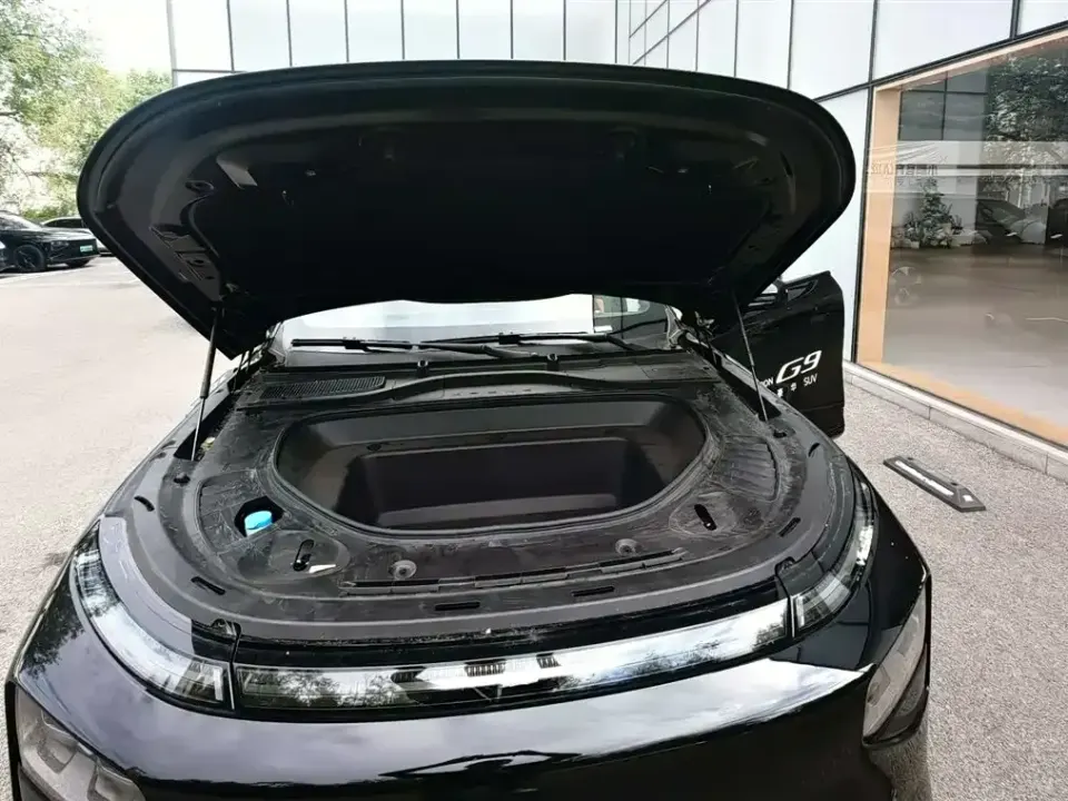 Xpeng G9