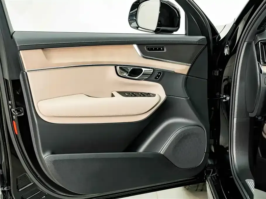 Volvo XC90 PHEV