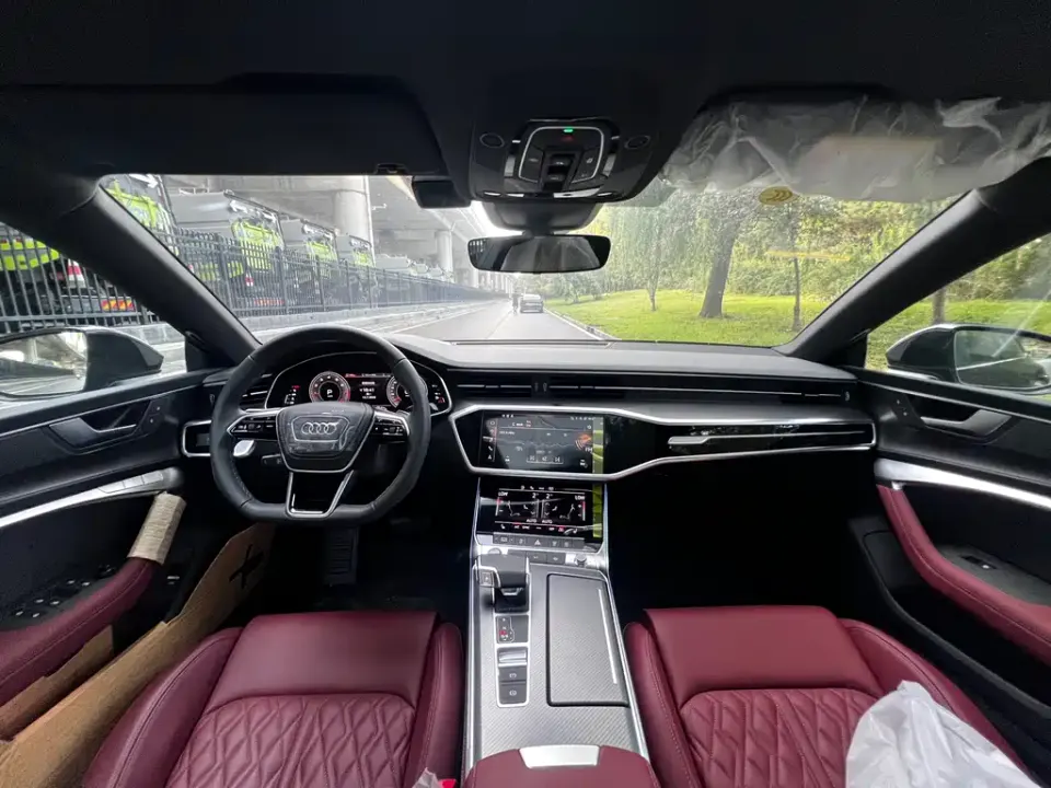 Audi A7L