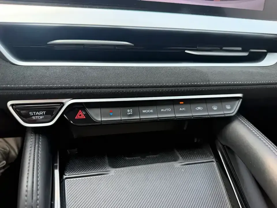 Geely Xingyue L