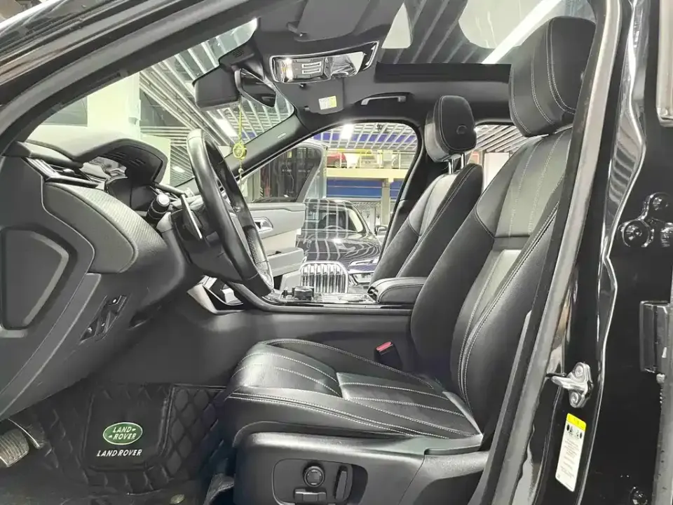 Land Rover Velar