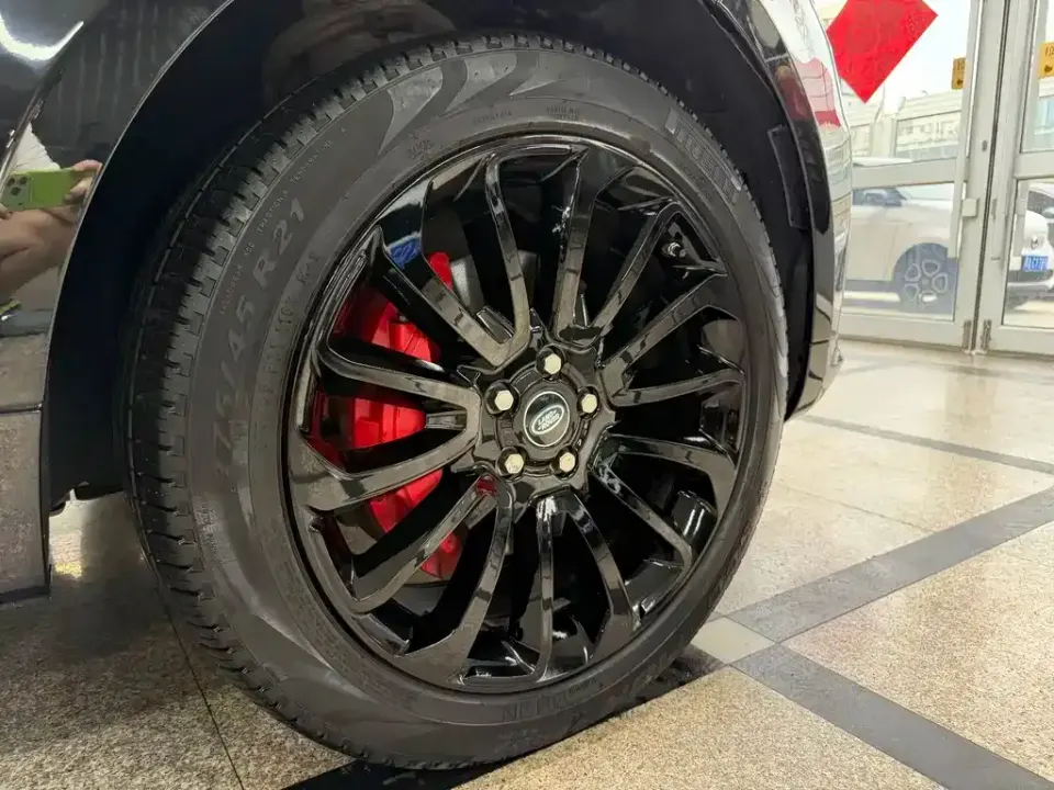 Land Rover Sport