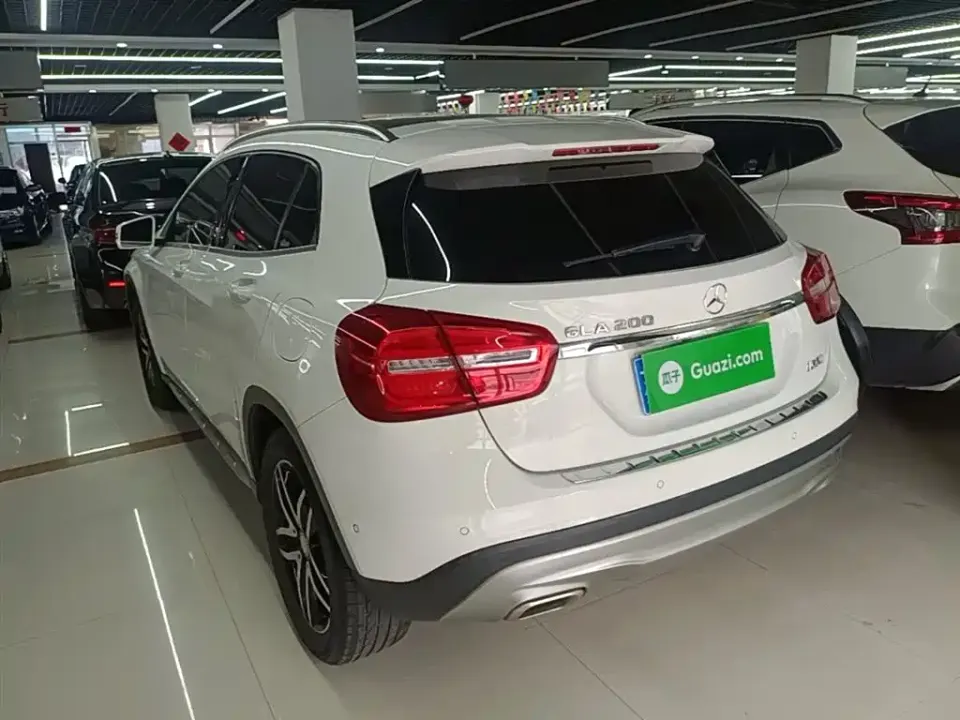 Mercedes-Benz GLA