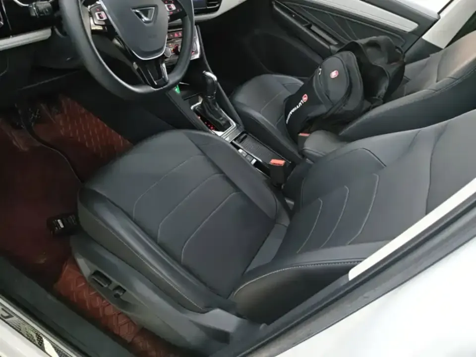 Jetta VS7