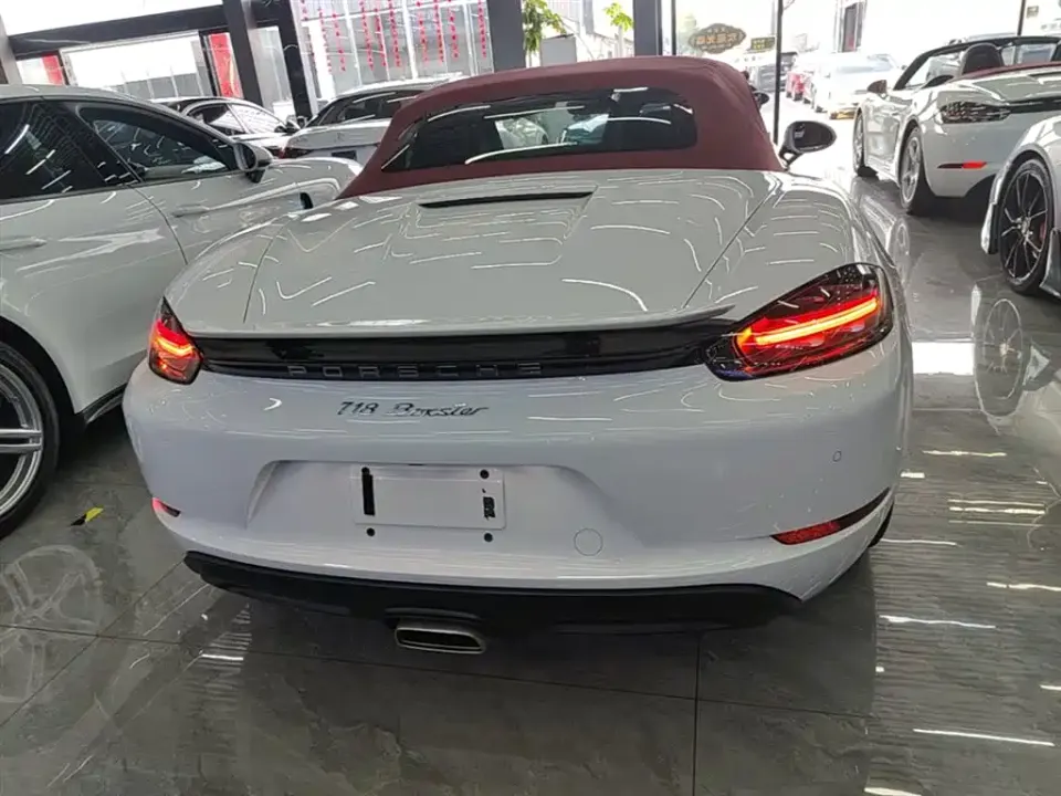 Porsche 718