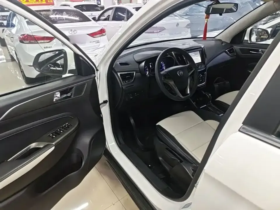 Changan CS35