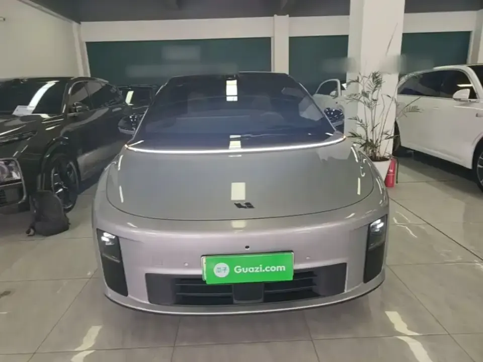 Li Li i6