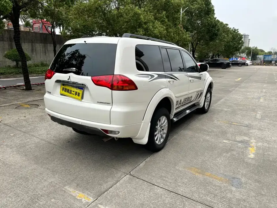 Mitsubishi Pajero Sport