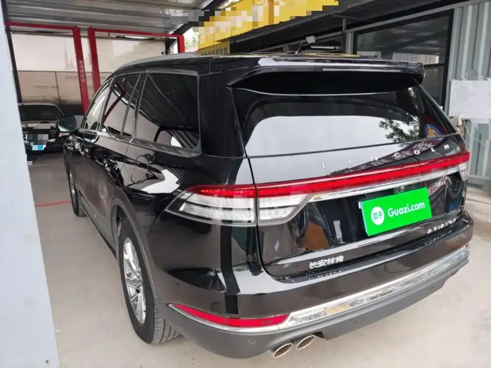 Lincoln Aviator