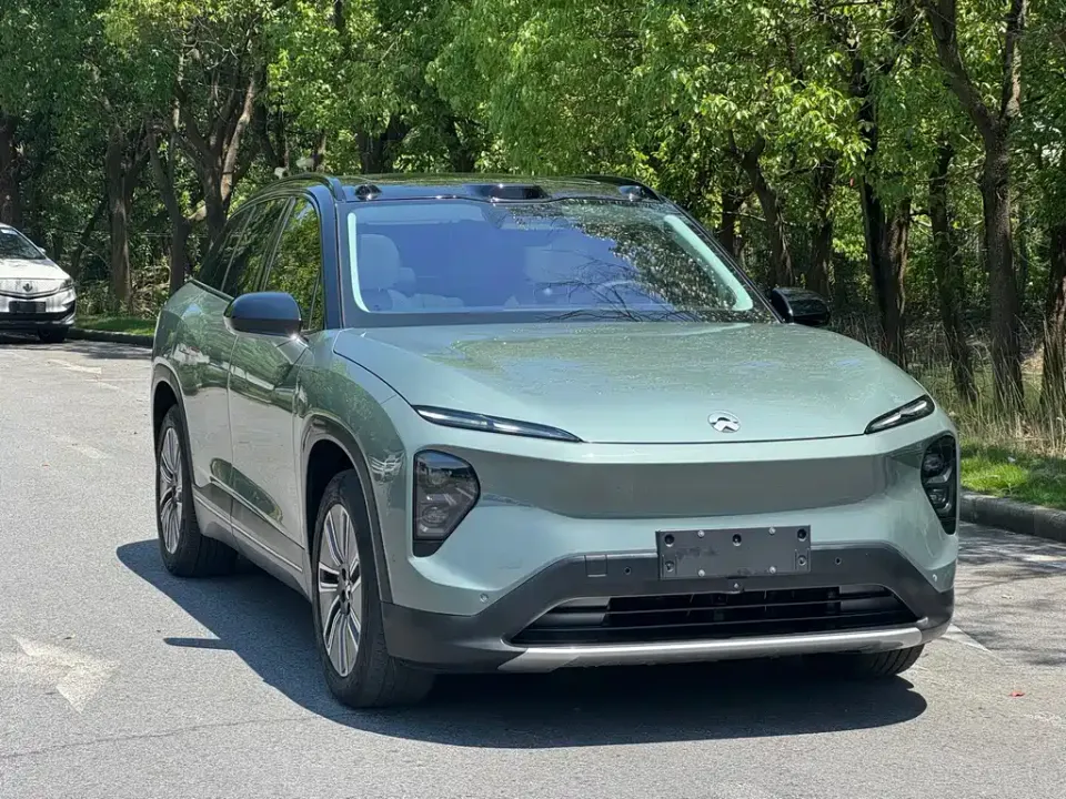 Nio ES7