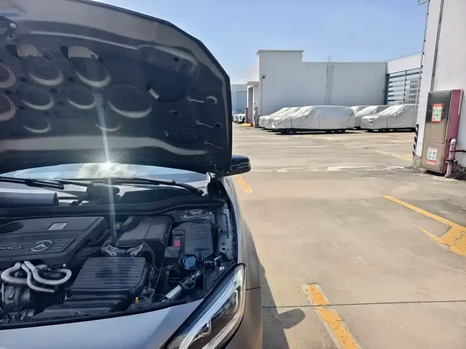 Mercedes-Benz GLA AMG