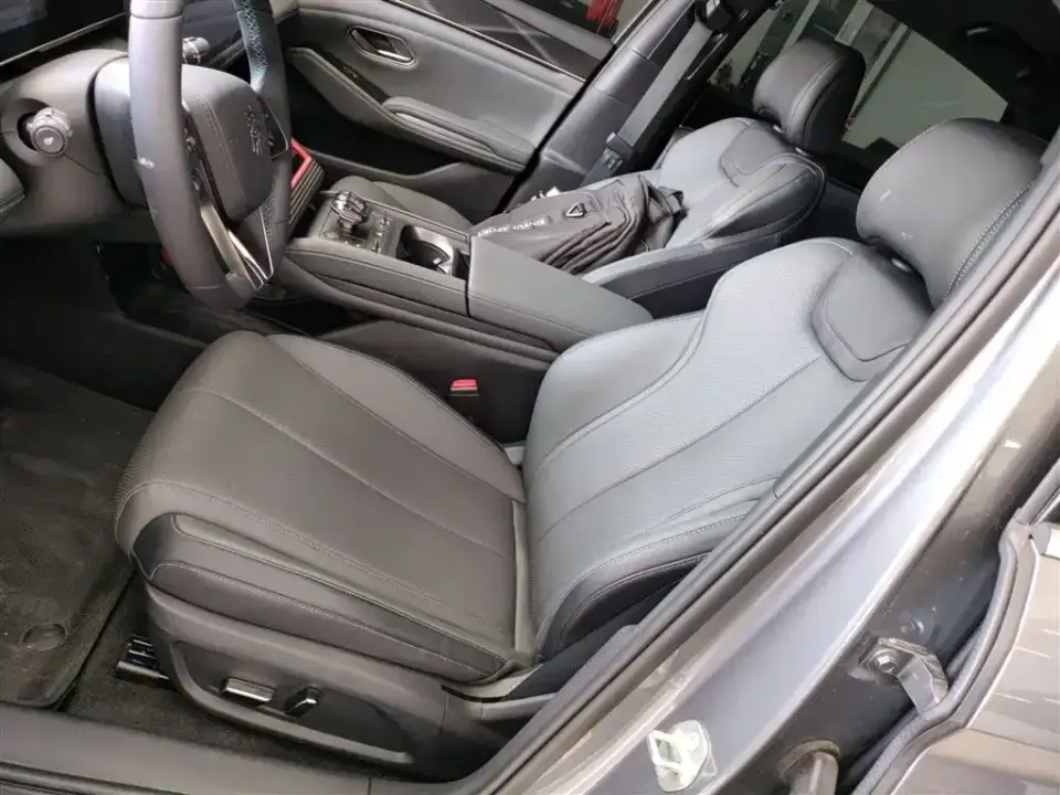 BYD Qin L