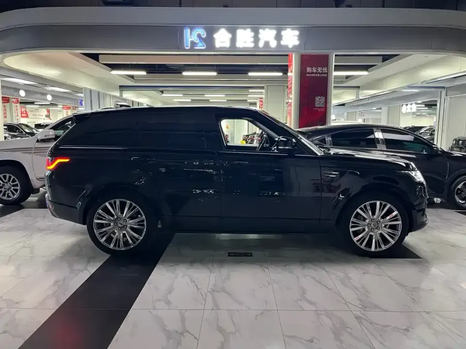 Land Rover Sport