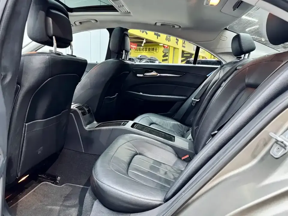 Mercedes-Benz CLS