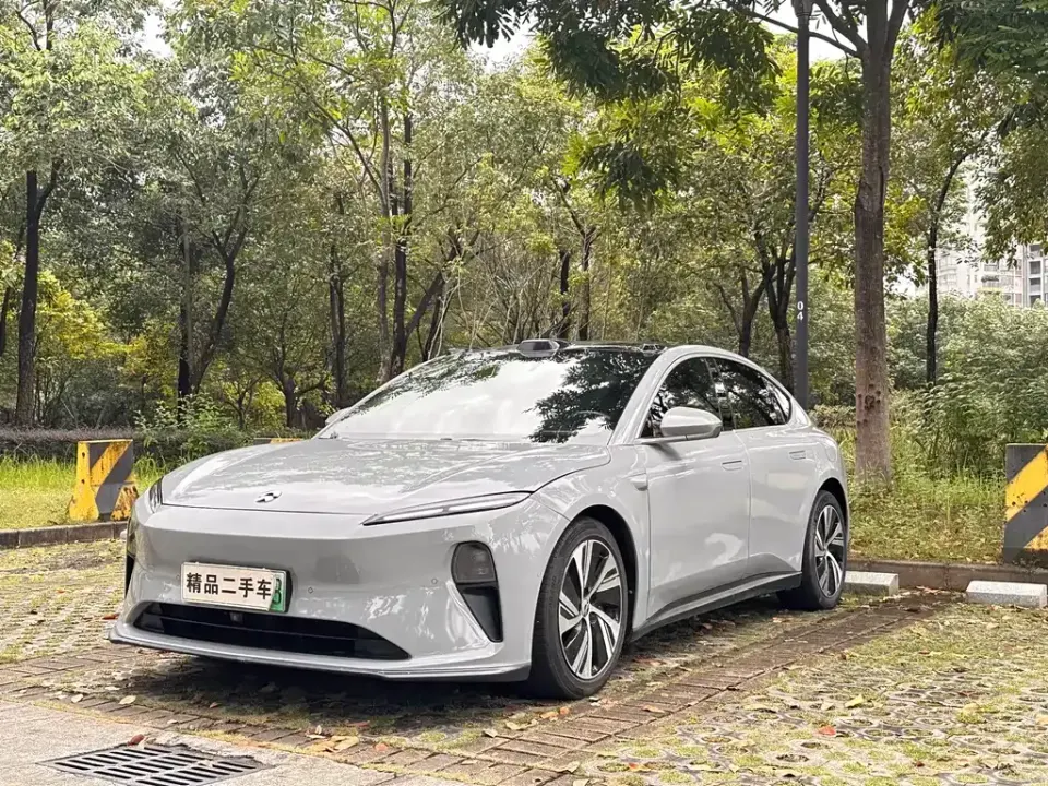 Nio ET5