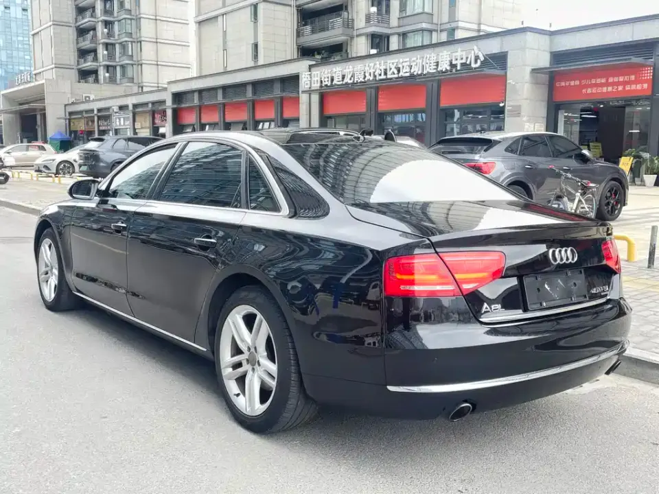 Audi A8