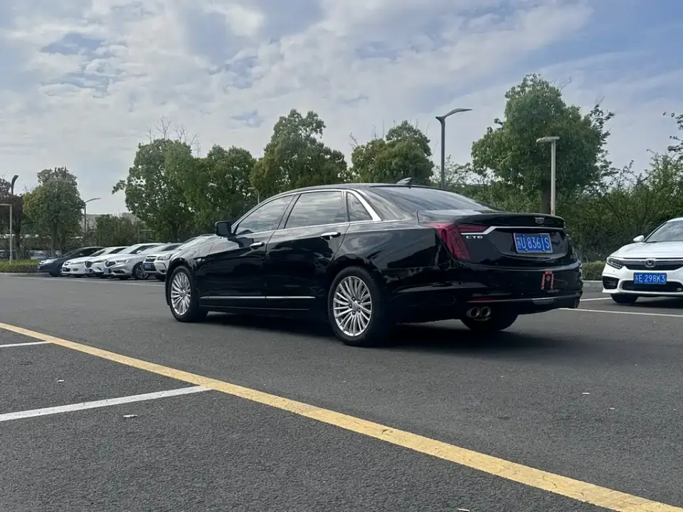 Cadillac CT6