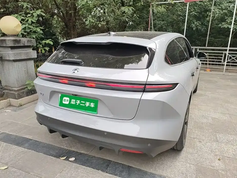 Nio ET5T