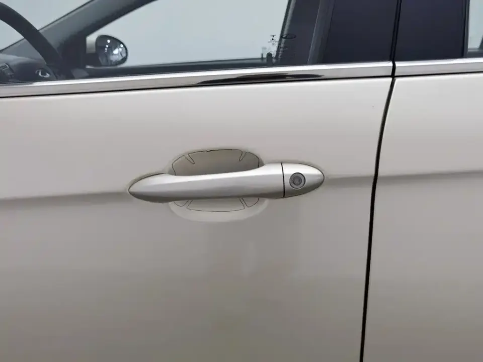 Chery Arrizo 5