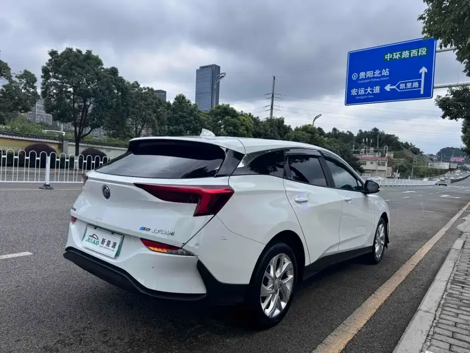 Buick Velite 6