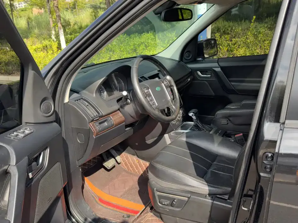 Land Rover Freelander 2