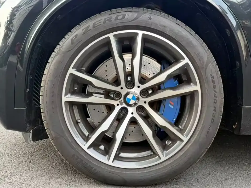 BMW X5 M
