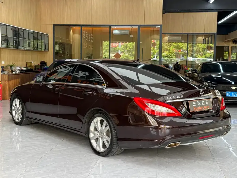 Mercedes-Benz CLS