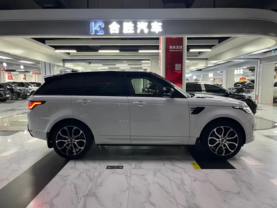 Land Rover Sport