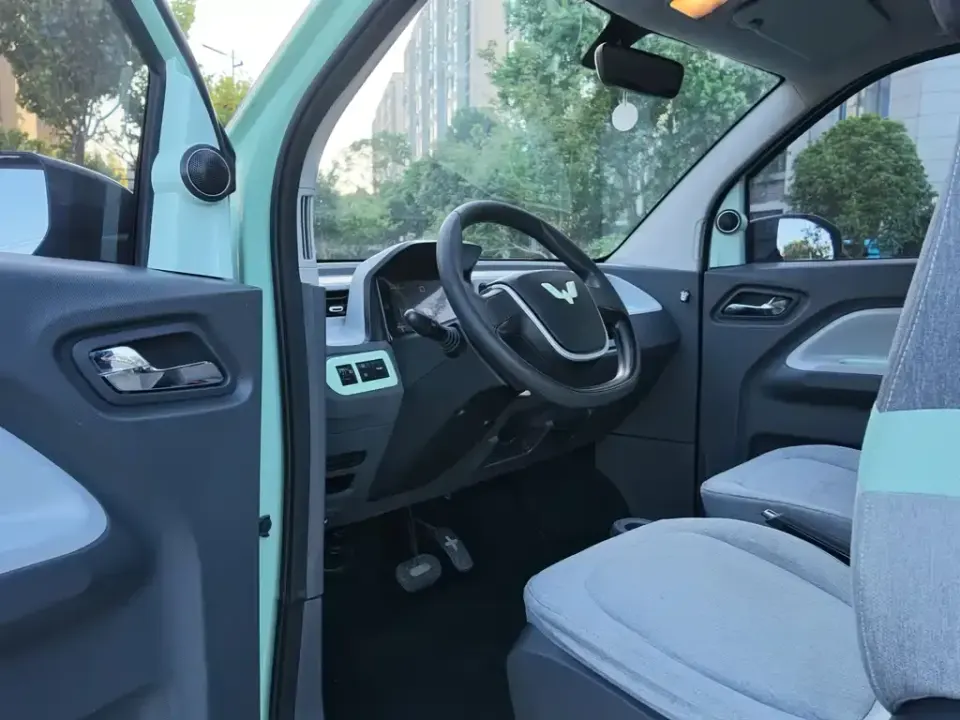 Wuling MINIEV