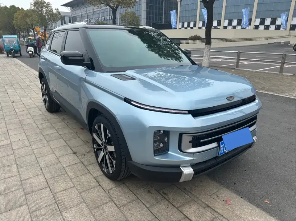 Geely ICON