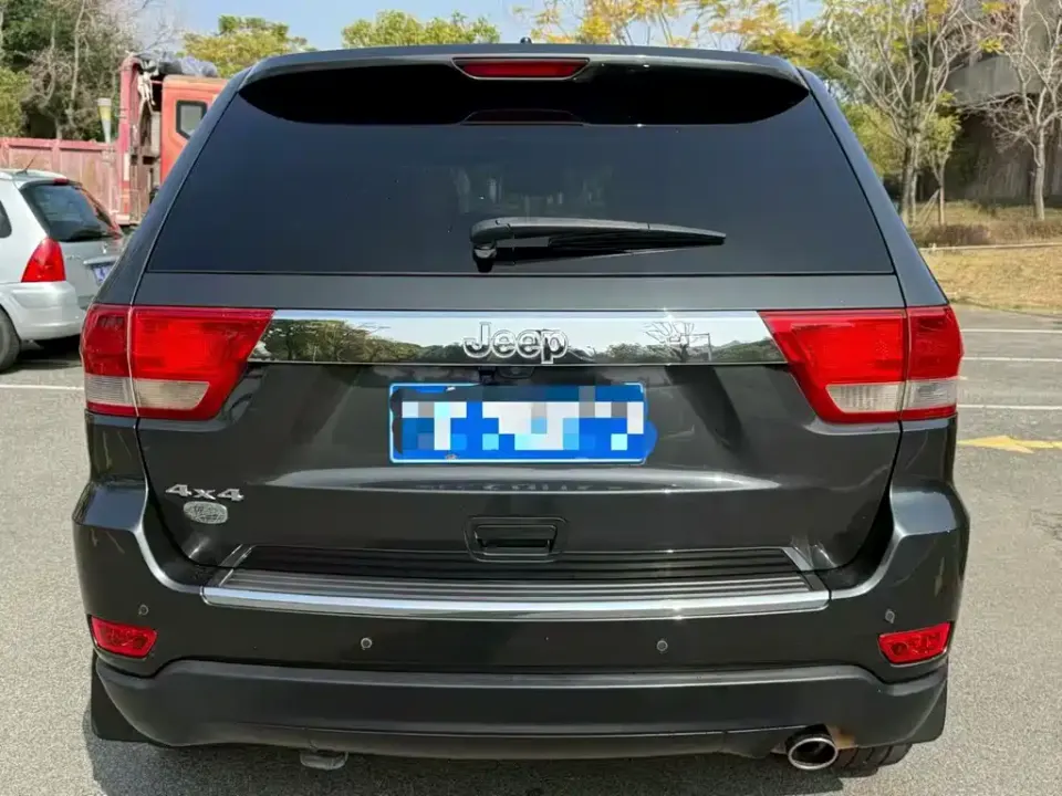 Jeep Grand Cherokee (Import)