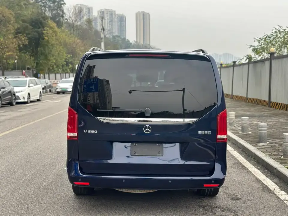 Mercedes-Benz V-Class