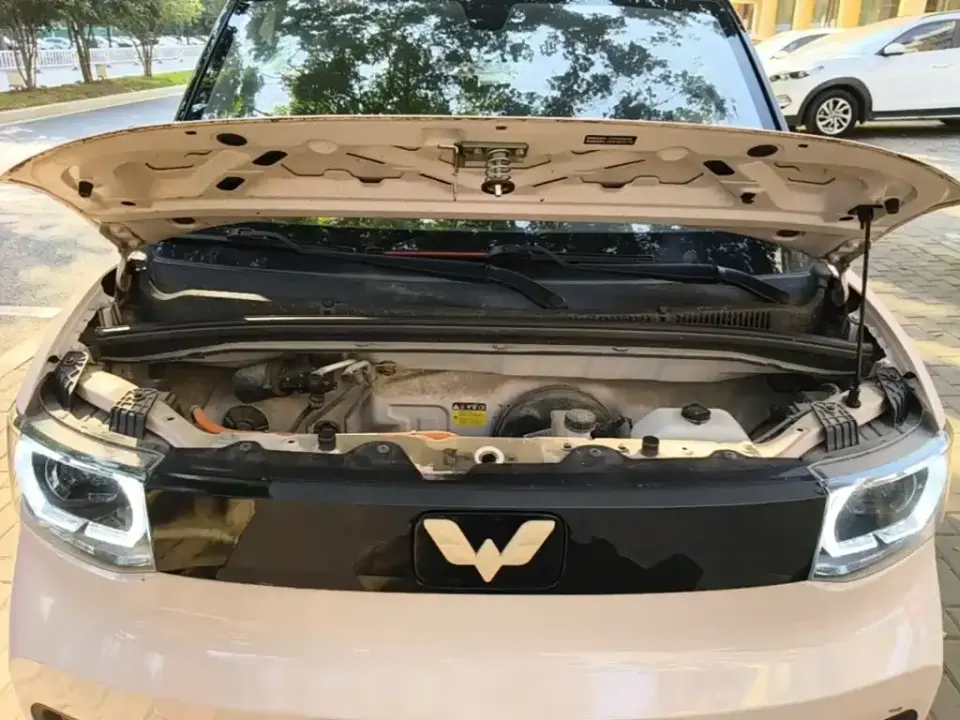 Wuling MINIEV