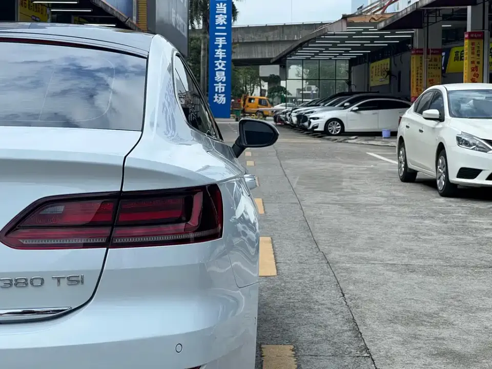 Volkswagen CC