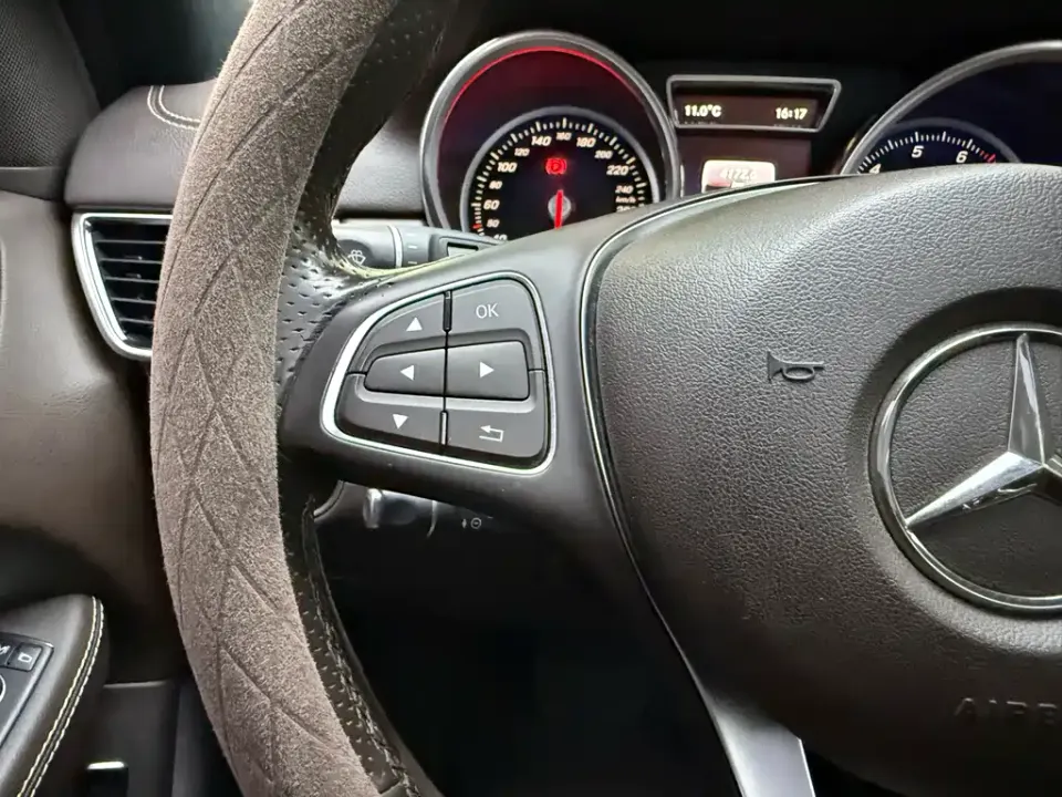 Mercedes-Benz GLE (Import)