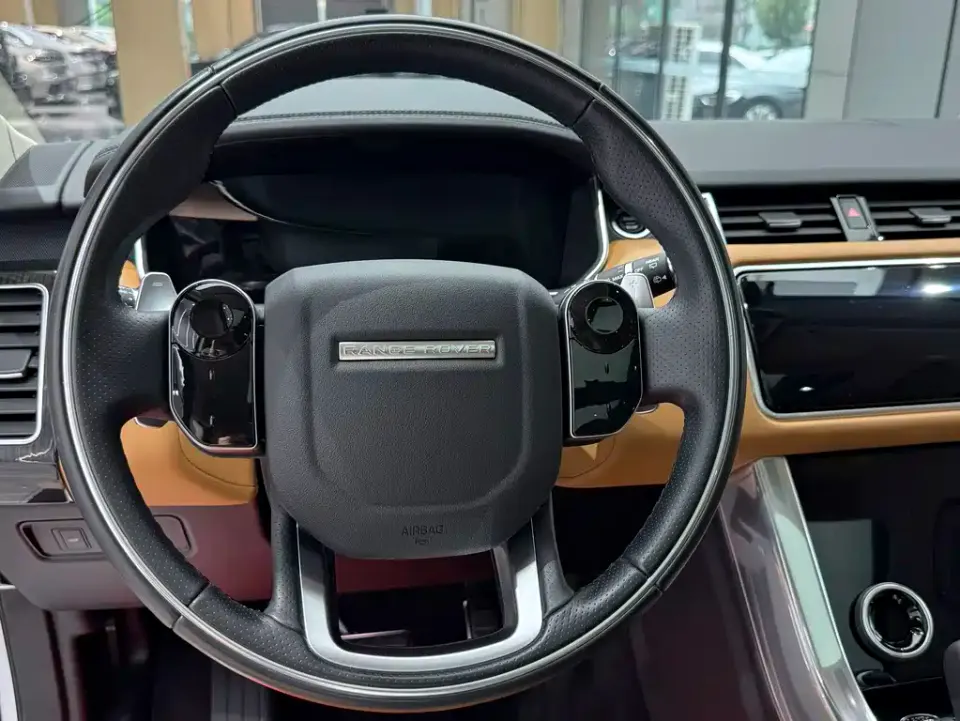 Land Rover Sport