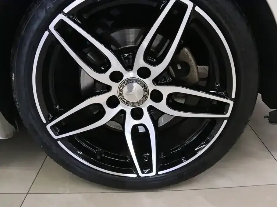 Mercedes-Benz CLA (Import)