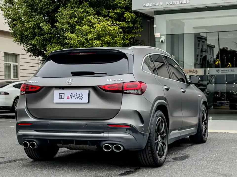 Mercedes-Benz GLA AMG