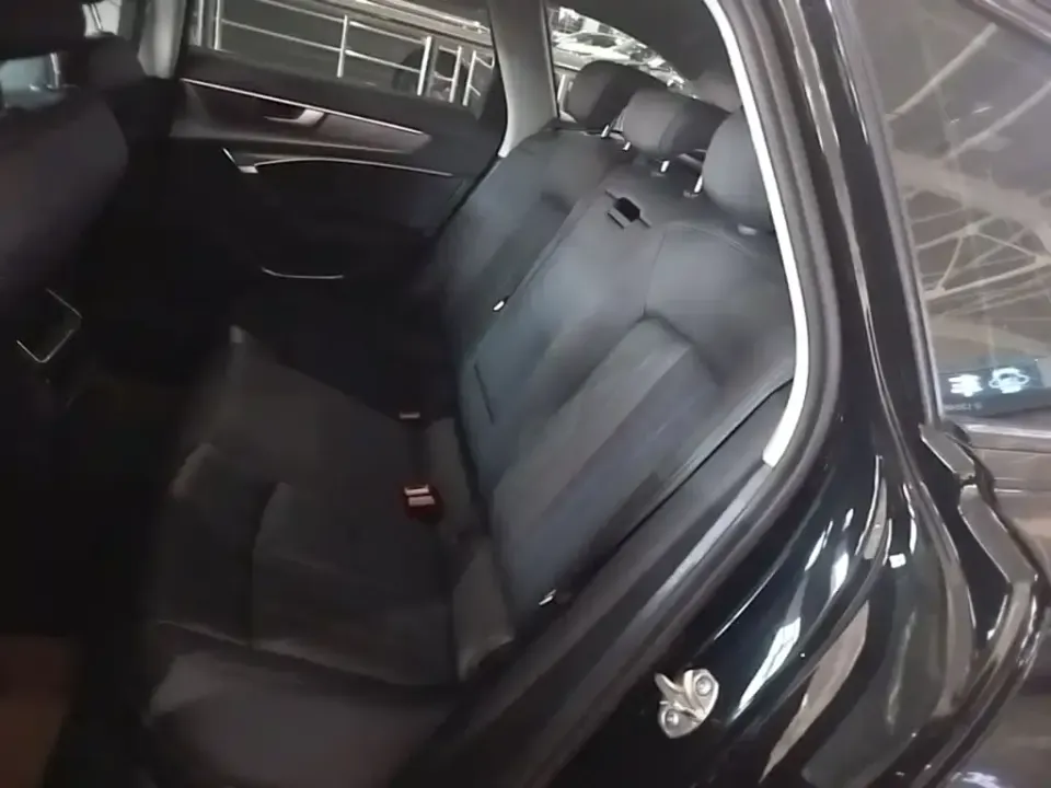 Audi A6 (Import)